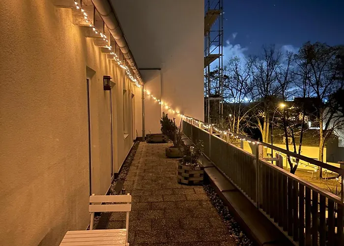 Village Vista Penthouse Lejlighed